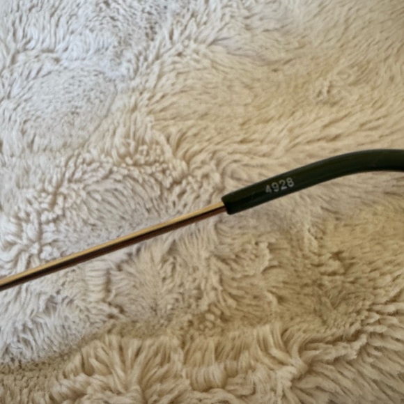 Aerie Green Sunglasses - Picture 4 of 4